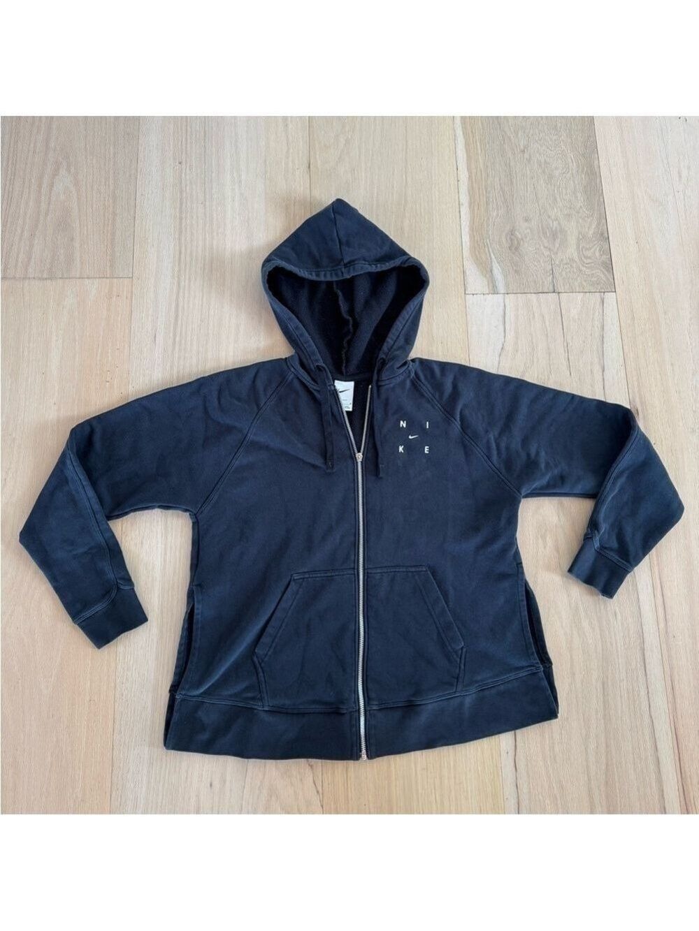 Nike Dri-Fit Black Zip-Up Sweatshirt Hoodie Size Medium (BROKEN ZIPPER)